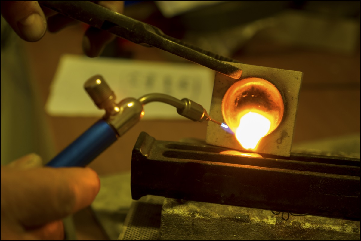 Creating Fairtrade Gold Jewellery - copyright Ian Berry