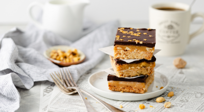 Honeycomb Peanut Biscuit bars by Tate and Lyle