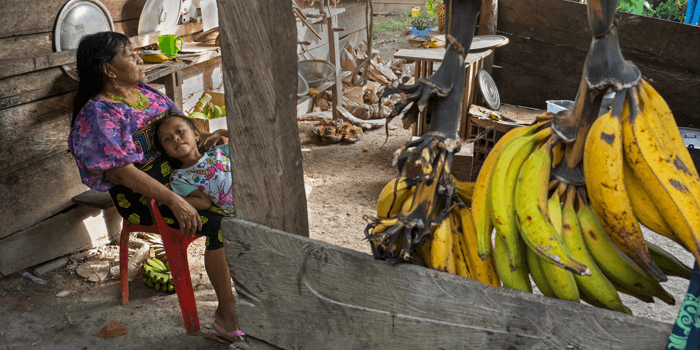 Family in Colombia- photo by Ian Berry