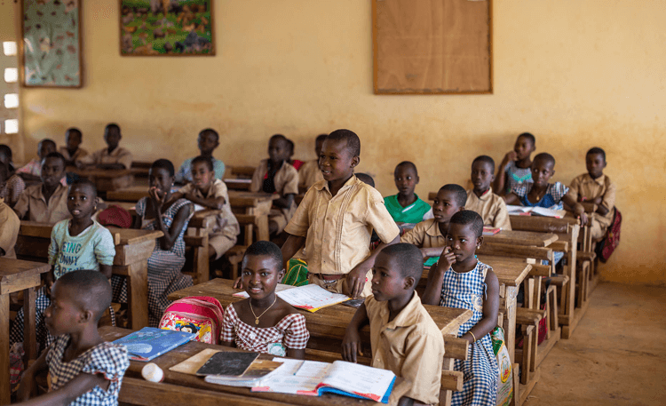 Classroom full of children in Côte d'Ivoire