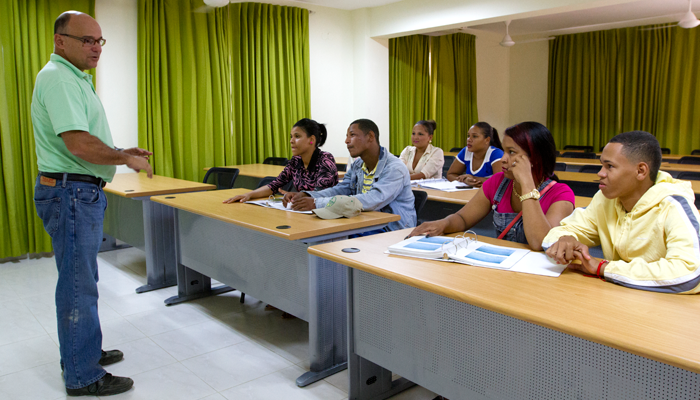 Students at BANELINO's Banana School 18-month technical program for youth. BANELINO is an association of small producers in the Dominican Republic that exports Fairtrade certified organic bananas. Image © James Rodriguez