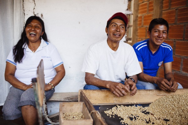 Rosario, Luis and son Henry, sat together, laughing. (Copyrights Theo Hessing/OBR Studios)