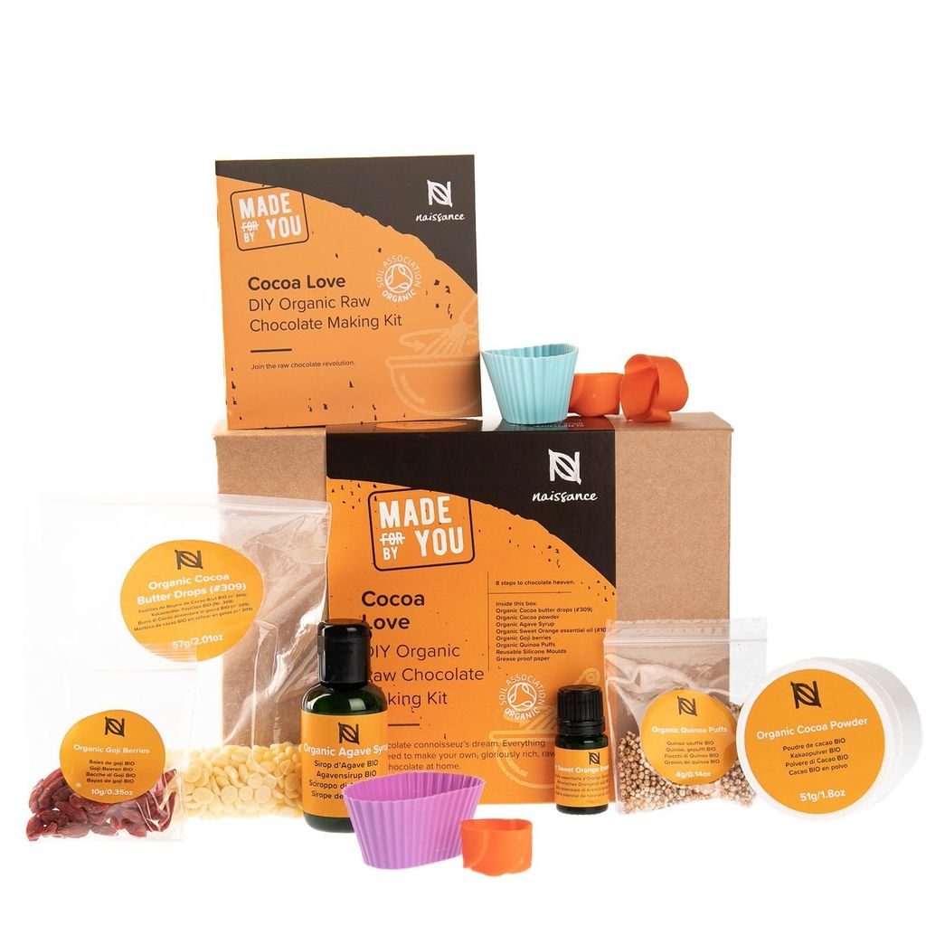 The items included in the chocolate making kit