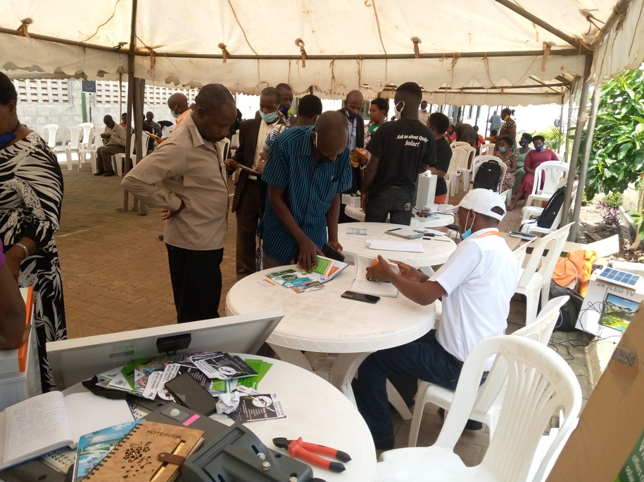 Solar Energy product supplier Anuel Energy present their services to farmers at Kibinge Coffee Farmers Cooperative Society. Photo: Practical Action